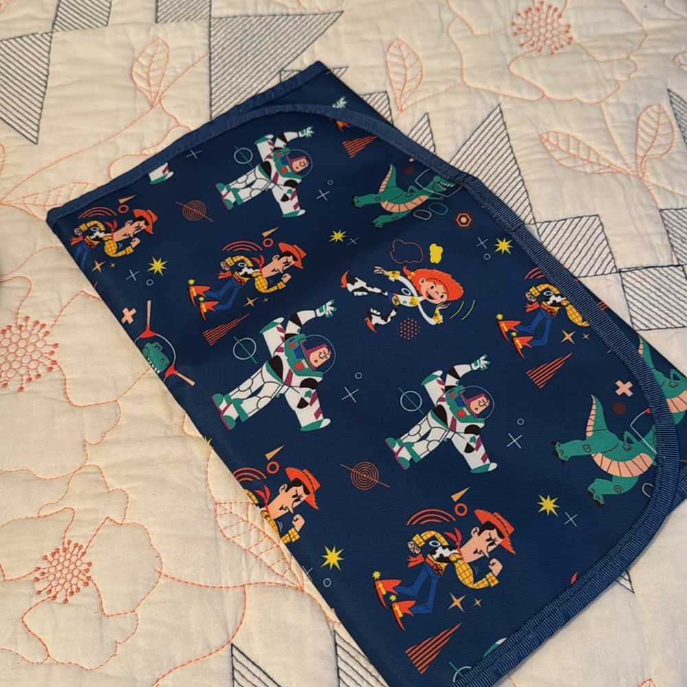 Jujube Midi plus Toy Story backpack - Picture 2 of 8